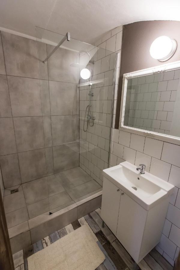 Zeitlos Boutique Hostel Bratislava Eksteriør bilde