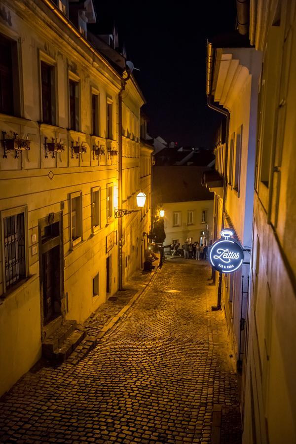 Zeitlos Boutique Hostel Bratislava Eksteriør bilde