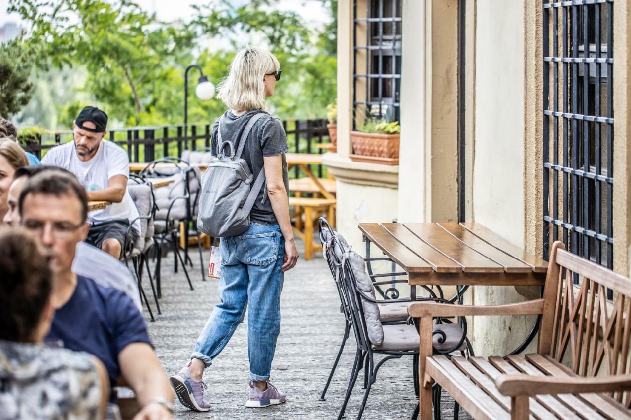 Zeitlos Boutique Hostel Bratislava Eksteriør bilde