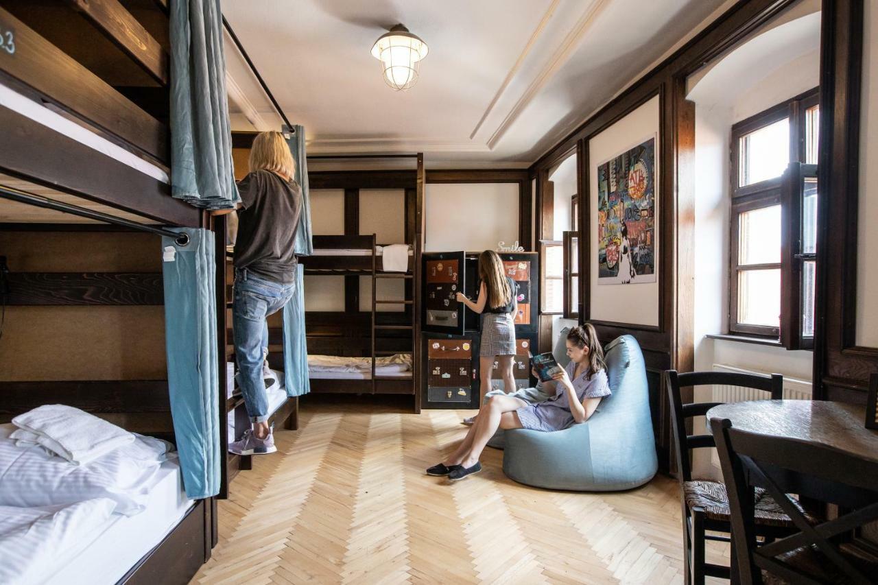 Zeitlos Boutique Hostel Bratislava Eksteriør bilde